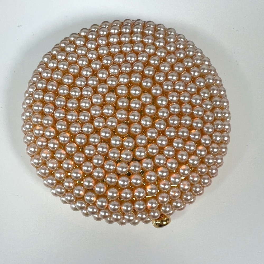 Estée Lauder | Sea of Pearls Compact